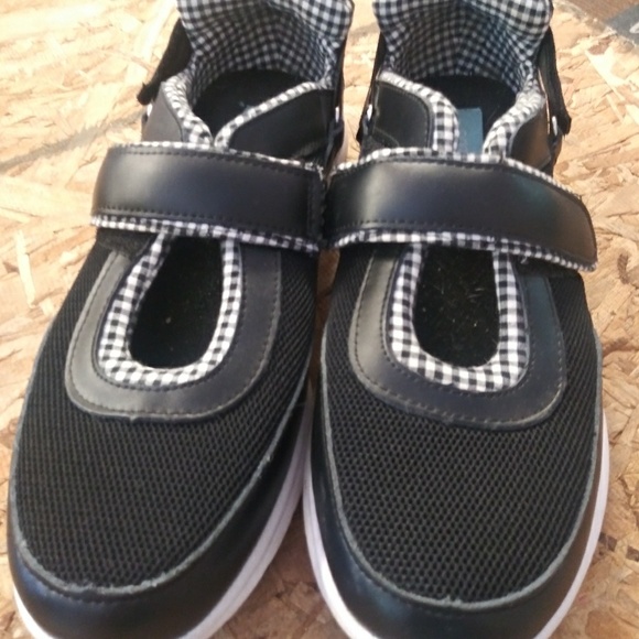 Comfort Corner Shoes Womens Slip Ons Poshmark